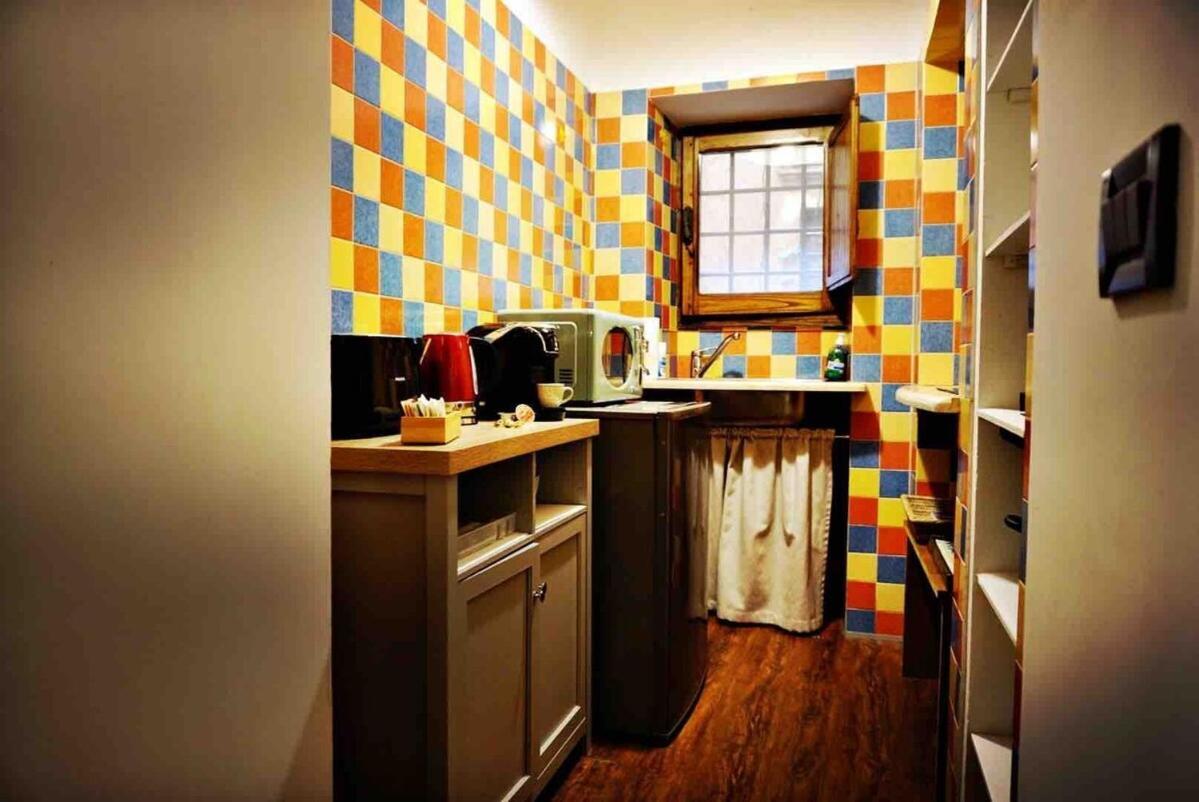 Maya Rhome Trastevere Рим Номер фото