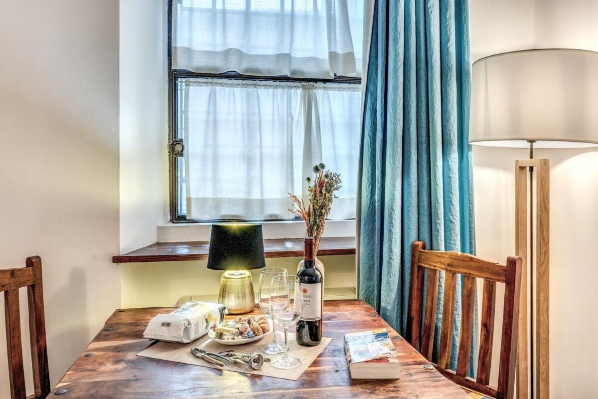 Maya Rhome Trastevere Рим Номер фото