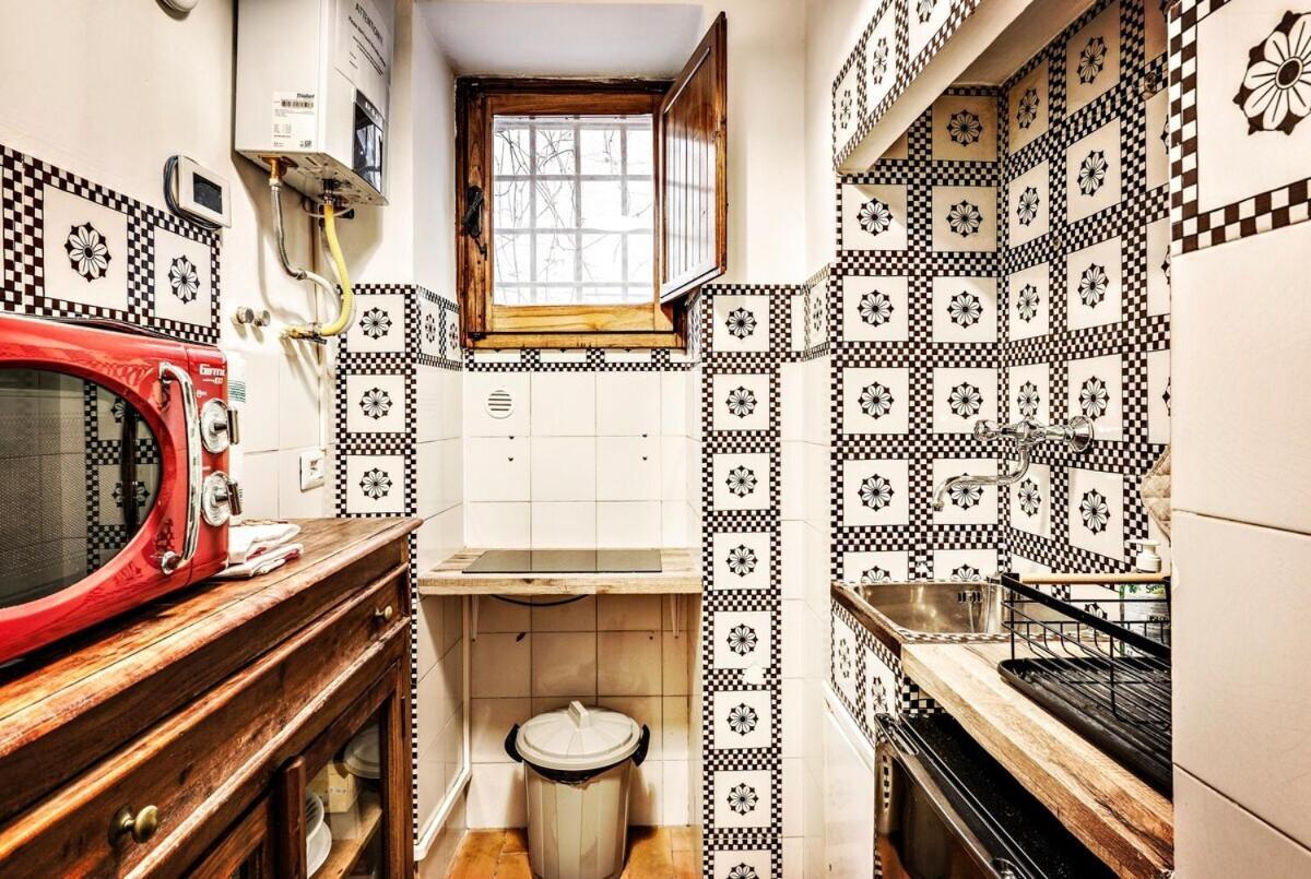 Maya Rhome Trastevere Рим Номер фото