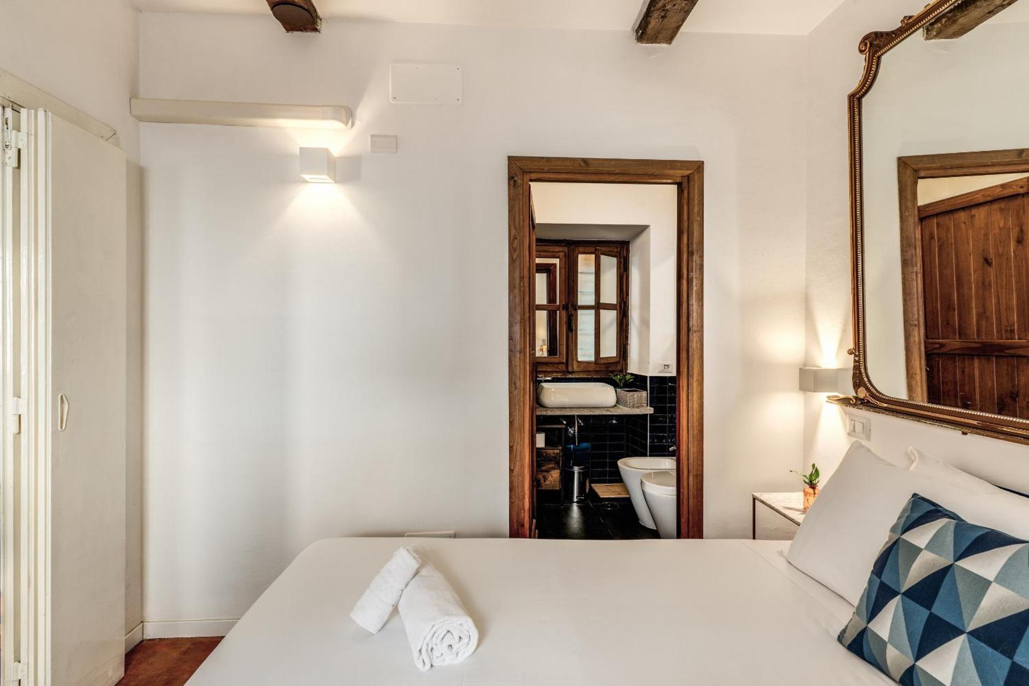Maya Rhome Trastevere Рим Номер фото
